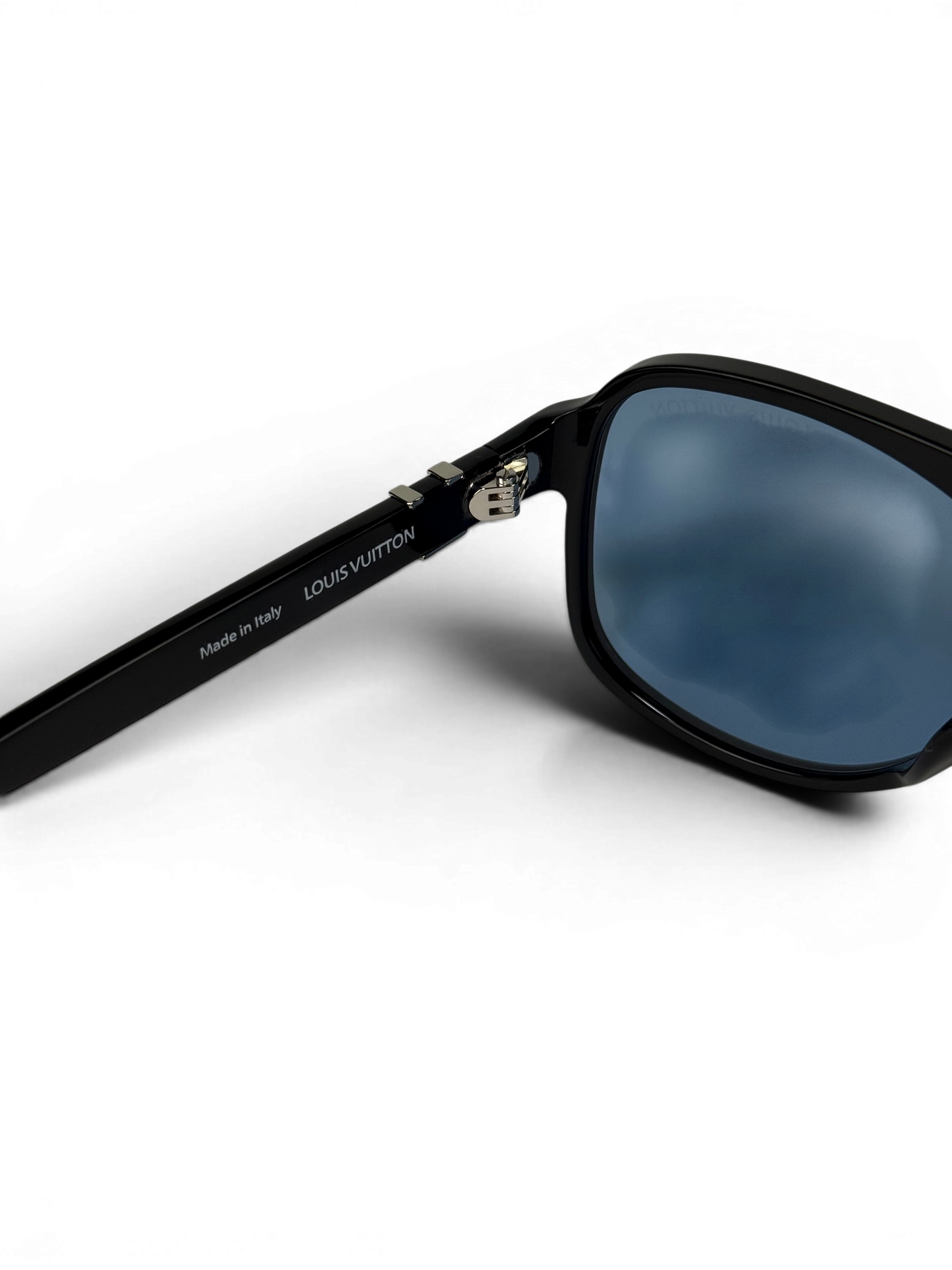 Louis Vuitton Z2898U