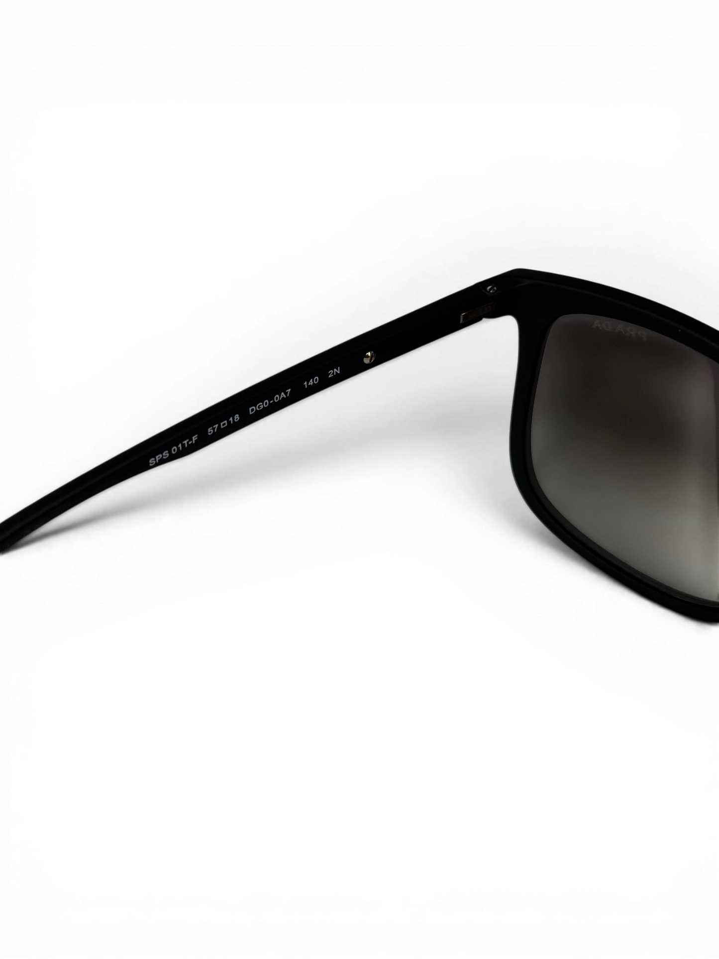 Prada PS01T